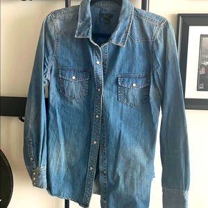 Denim shirt